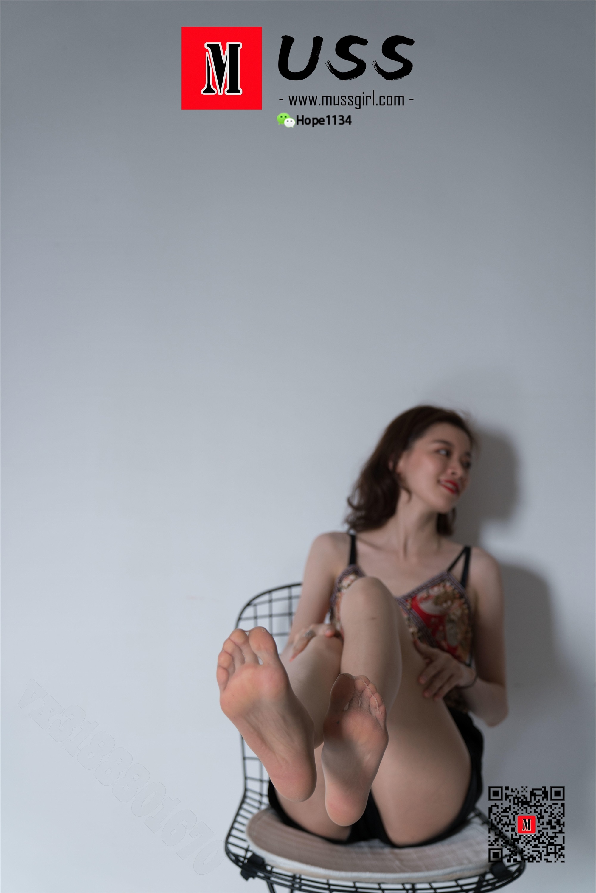 MussGirl慕丝女郎  NO.042 摄影与丝－model陈（足部特辑）